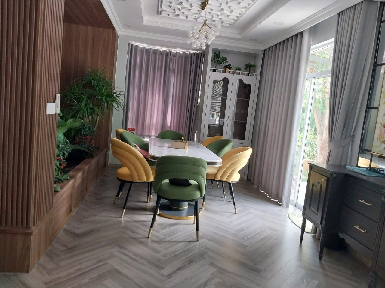 Bán Biệt Thự 317m2 Khu Compound Phú Gia, Phú Mỹ Hưng, Quận 7
